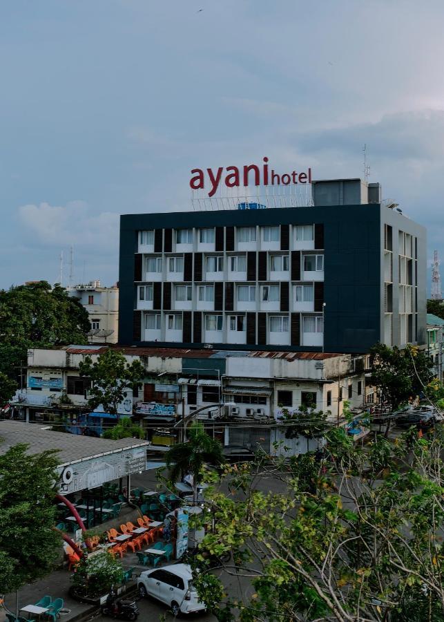 Ayani Hotel Banda Aceh Exterior photo